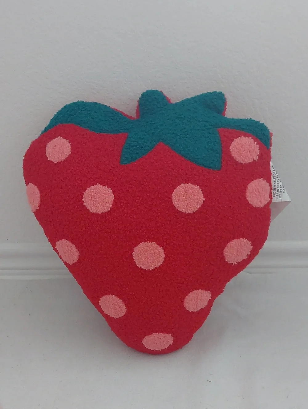 Decorative Strawberry Shaped Throw Plush Pillow NWT